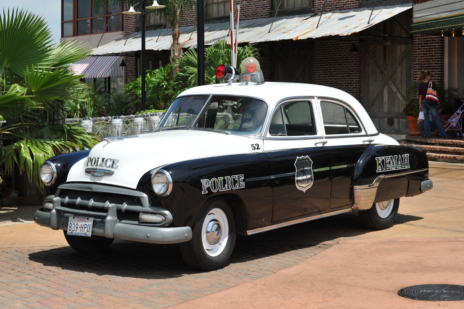 Cause Cops Care: Old Police Car in Kemah, Texas