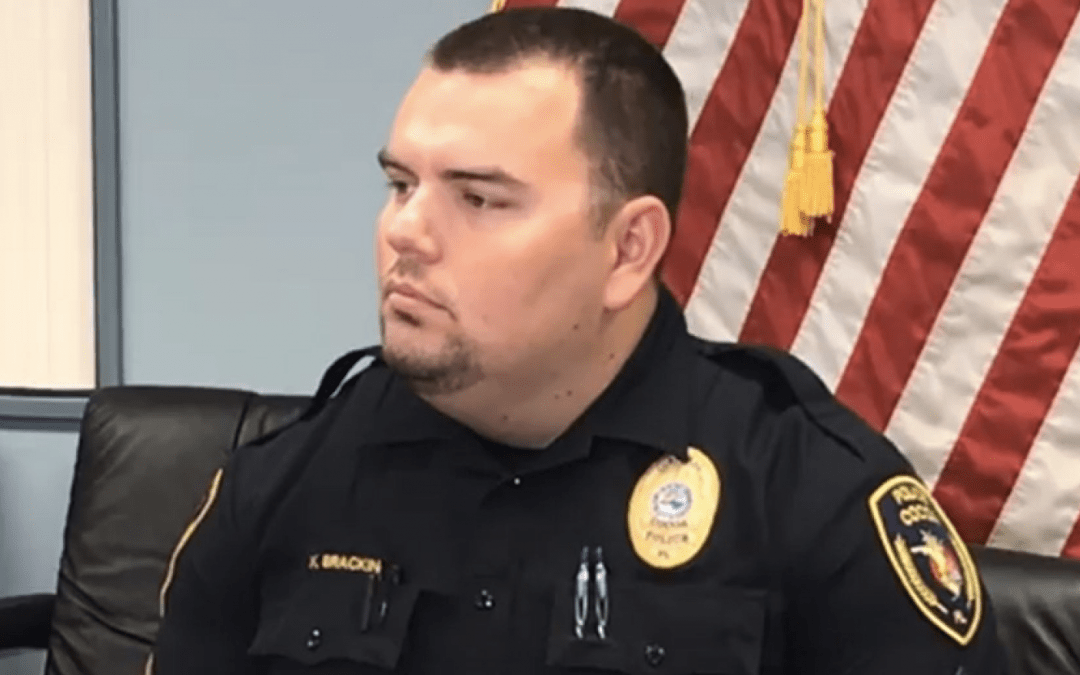 Florida police officer heroically saves people trapped in submerged ...