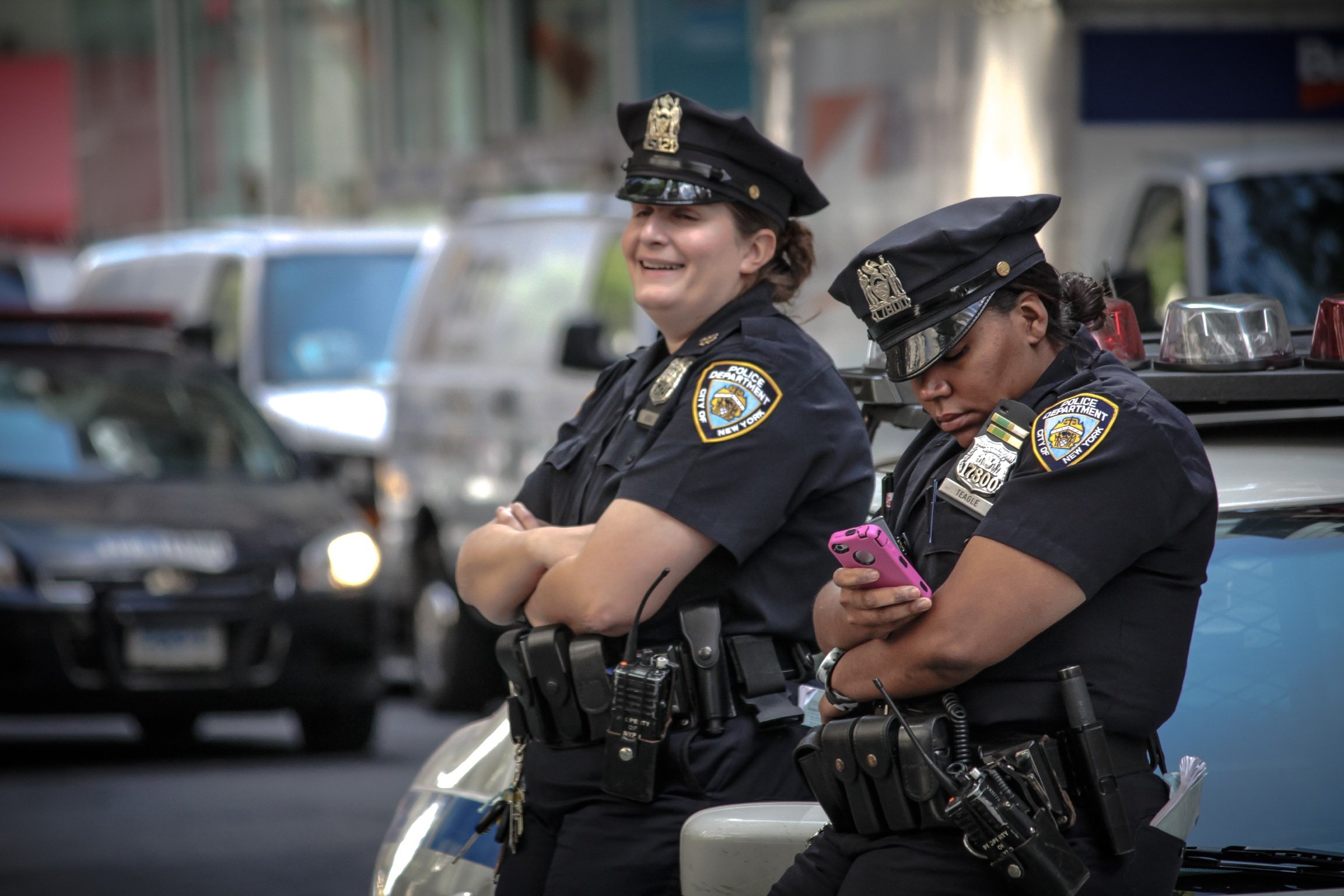 New York lawmakers want local cops to get warrant before ...